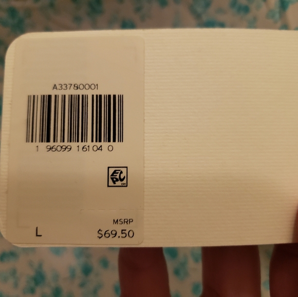 Levi's Women's Long Sleeve Statement Blouse - Picture 10 of 10